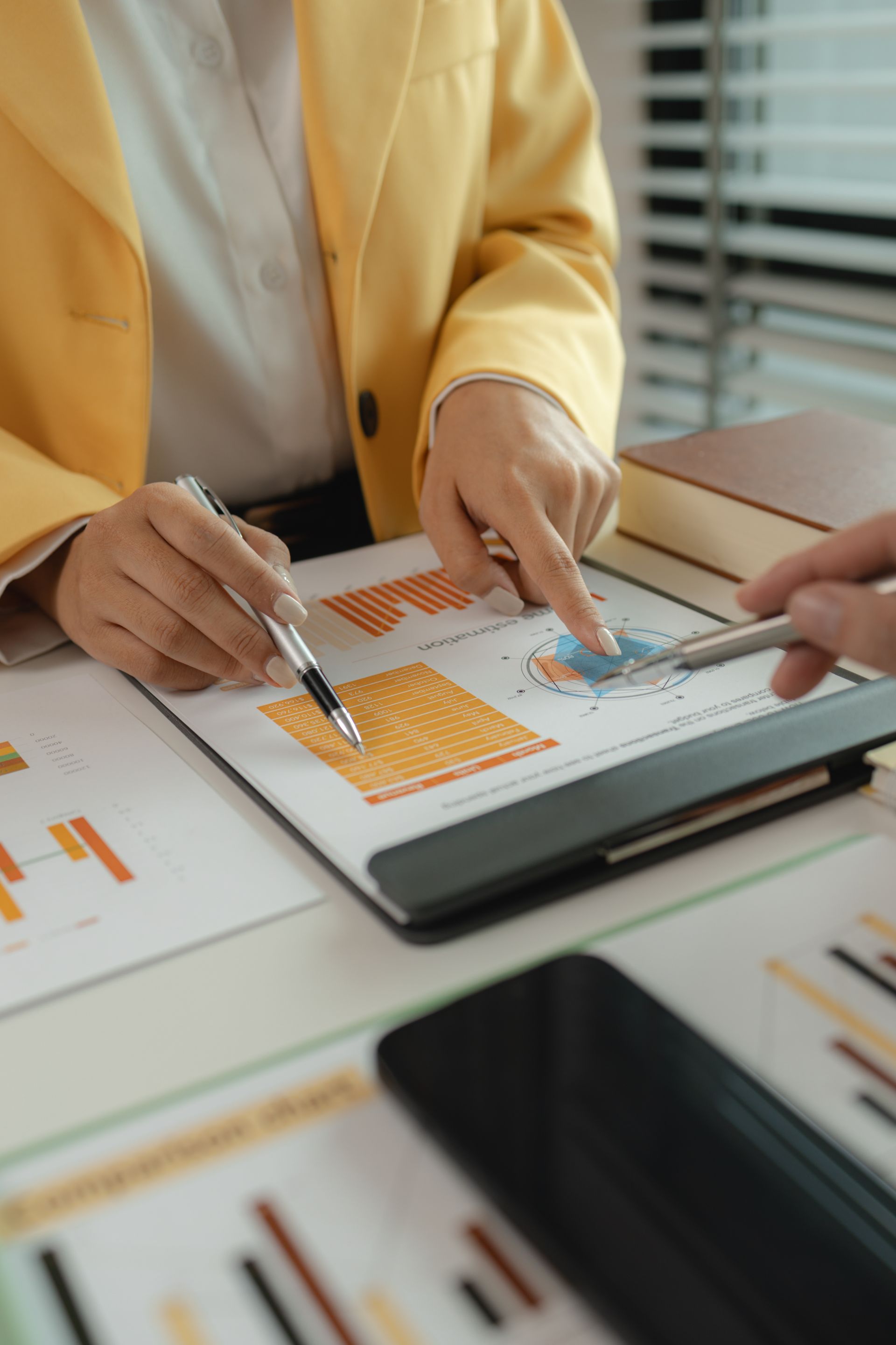 專業財務夥伴 助您穩健前行